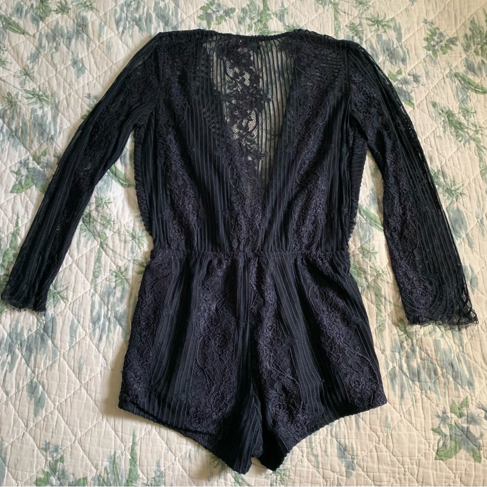 Lioness Lace Romper Navy Blue Long Sleeve Deep V Neck Tie M - Picture 3 of 8